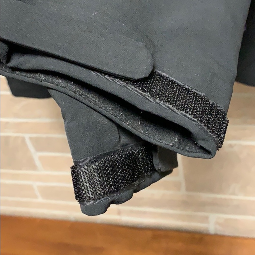 MENS Patagonia jacket in size small - Picture 7 of 7